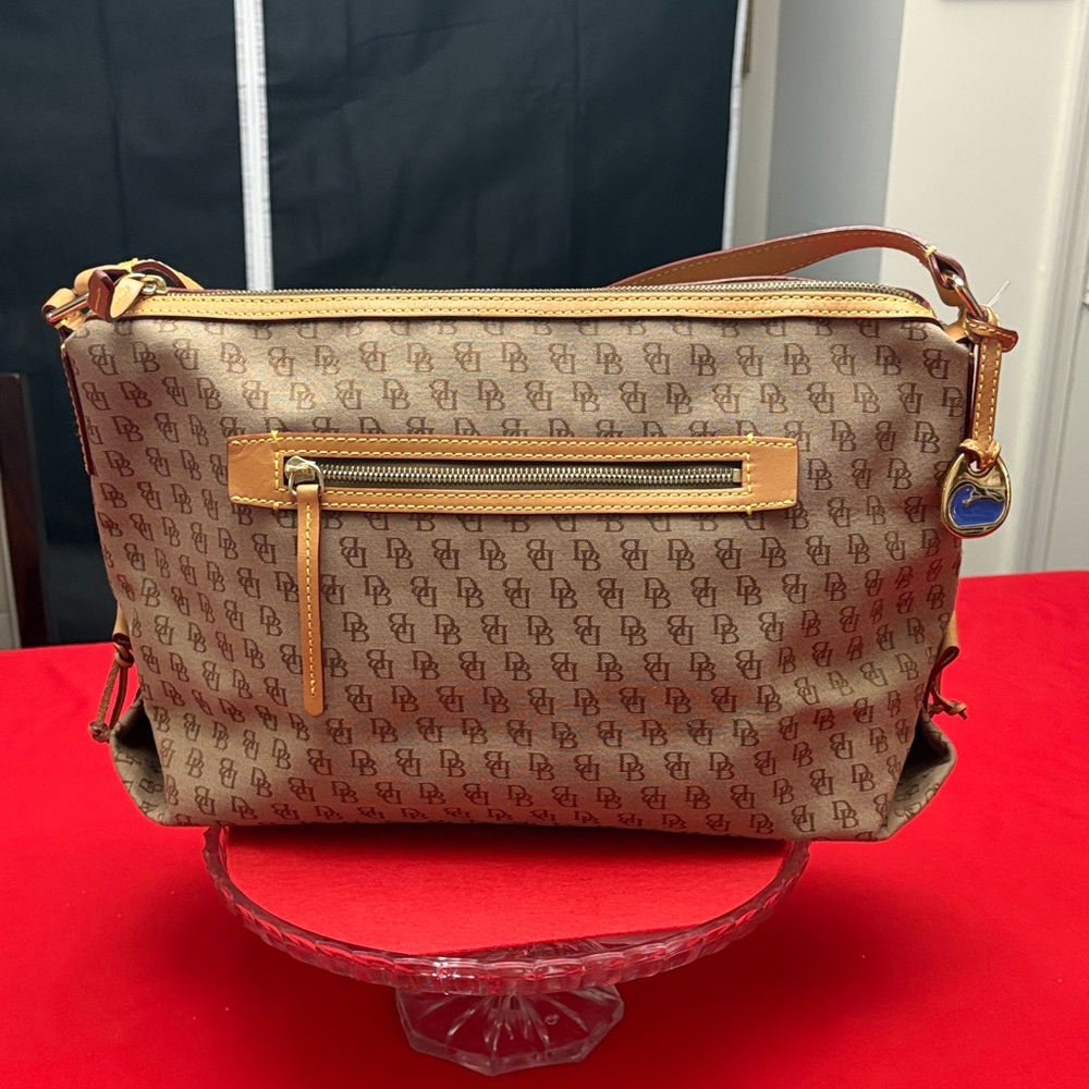 Dooney & Bourke Tan Monogram Shoulder Bag EUC Large